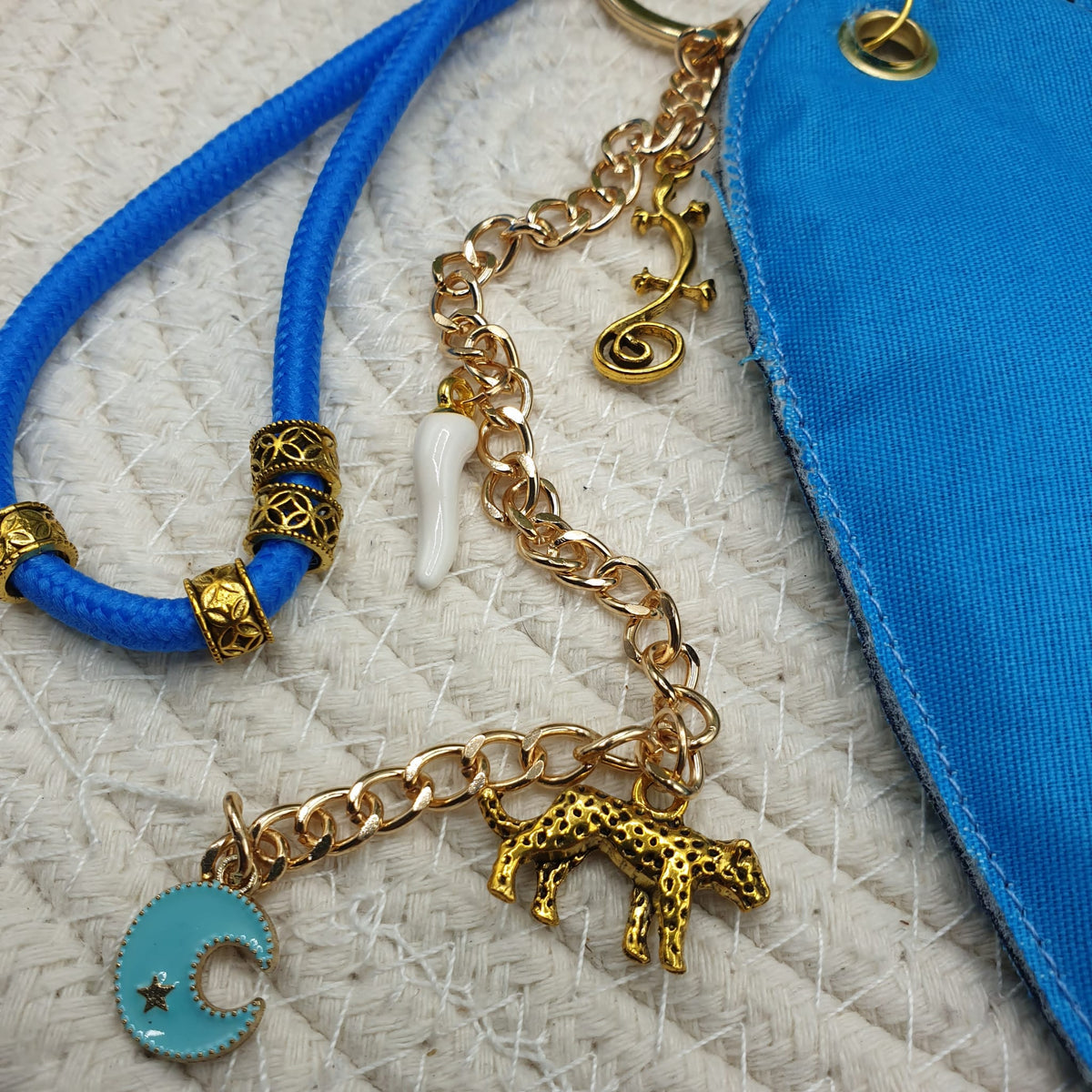 Charm Mela Po’o – Cuore in Bandana Azzurro