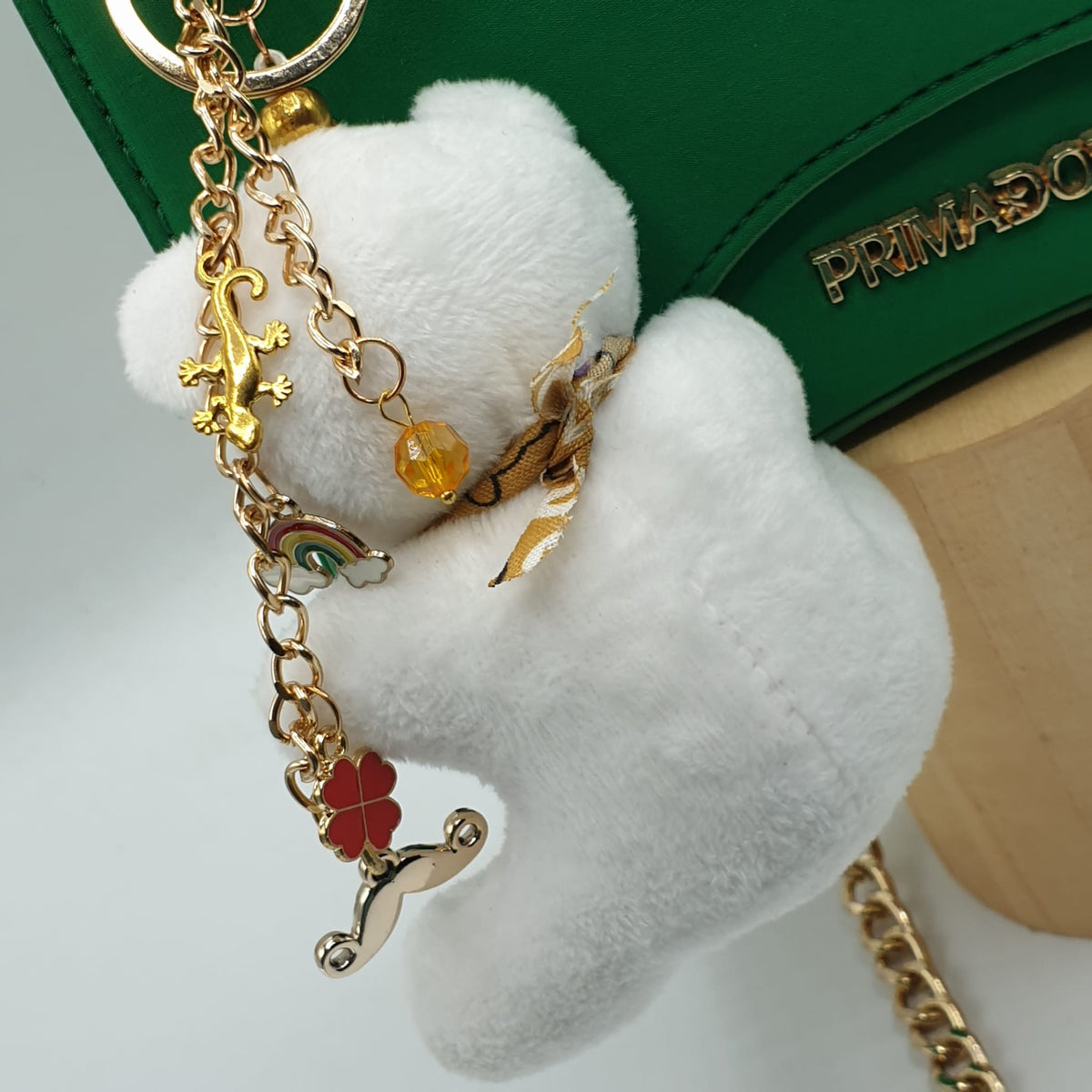Charm borsa orsetto con bandana nocciola - pezzo unico