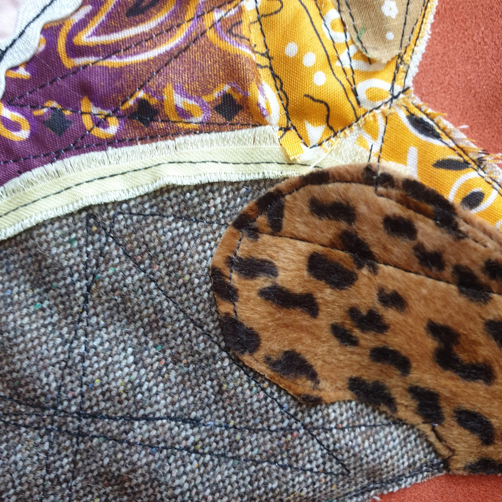 Gilet Camoscio Sintetico – Ragazza con l'Orecchino di Perla