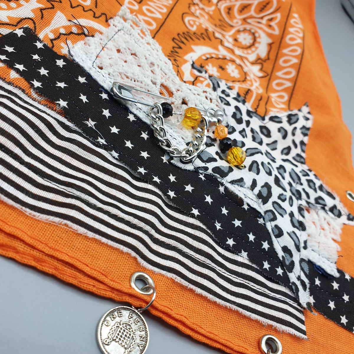 Bandana gioiello arancione 5 charms- Pezzo unico