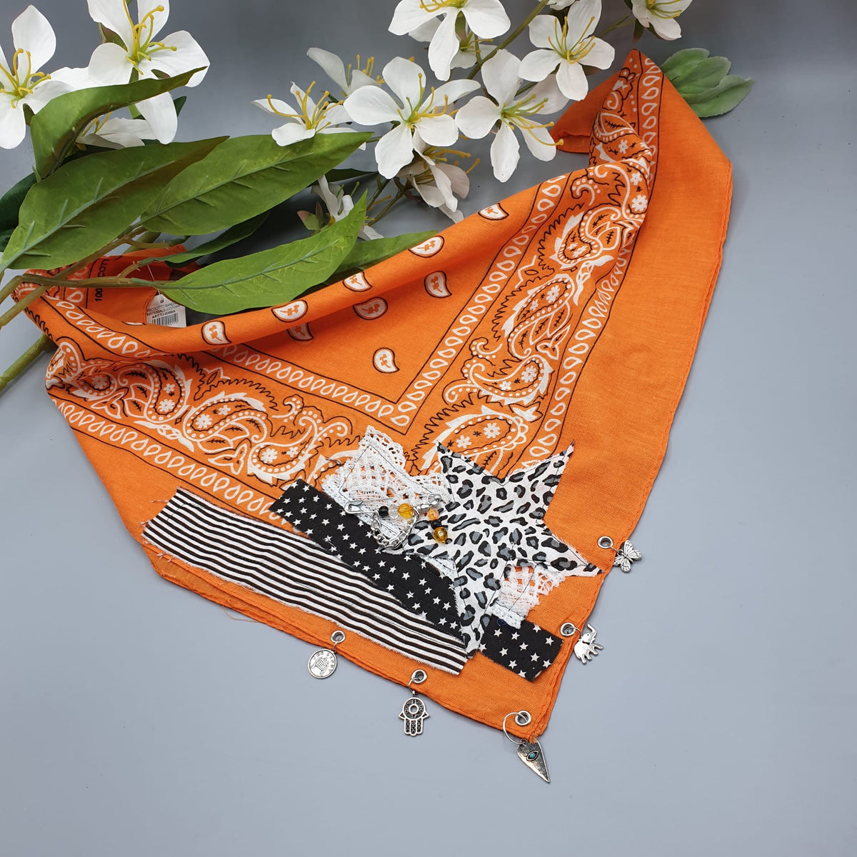 Bandana gioiello arancione 5 charms- Pezzo unico