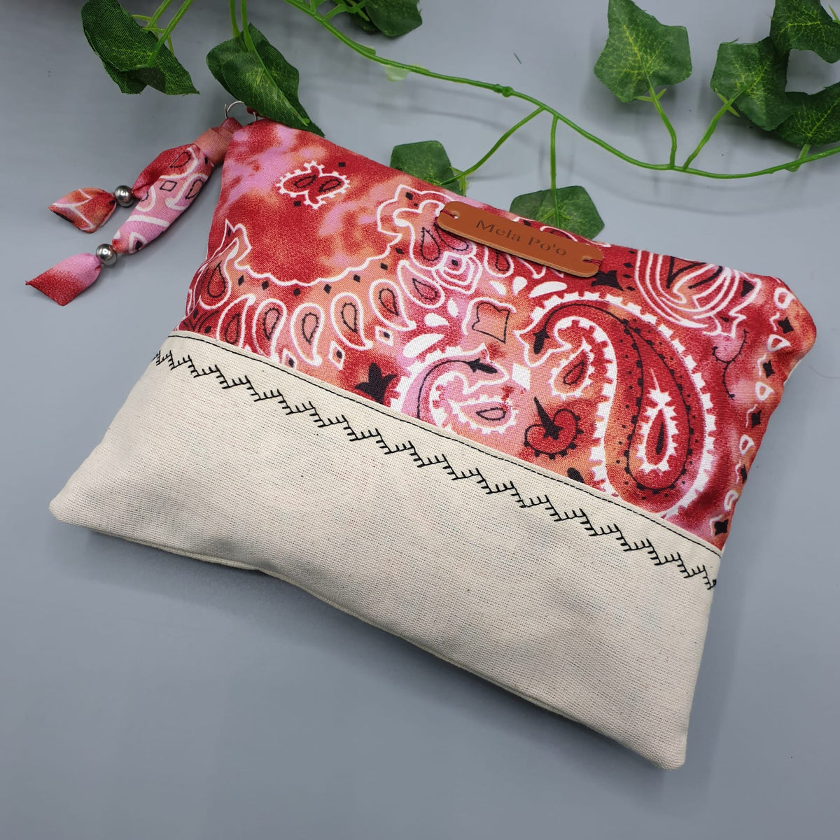 Pochette canvas e Bandana Paisley ciliegia