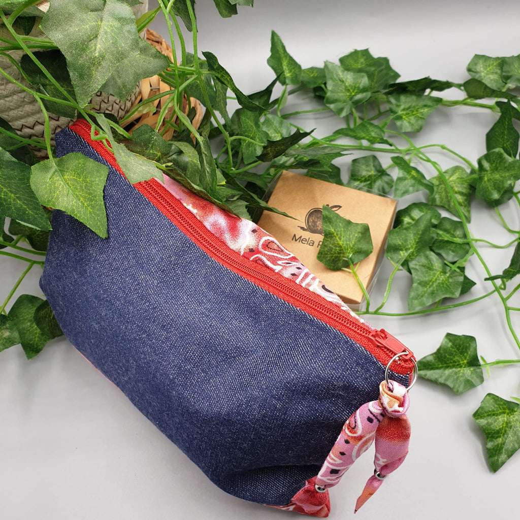 Pochette Denim e Bandana Paisley ciliegia